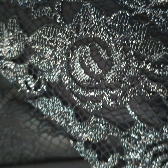 New David's Bridal Dress 16 wide - Picture 5 of 9